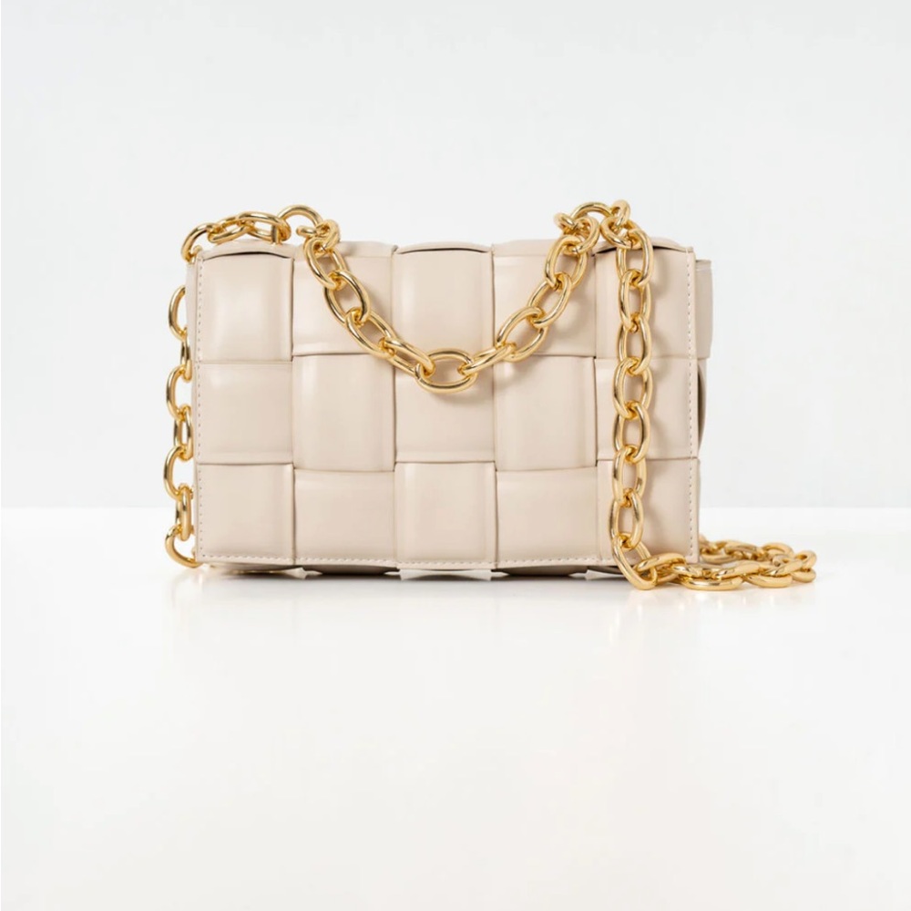 Urban Expressions woven chain handbag